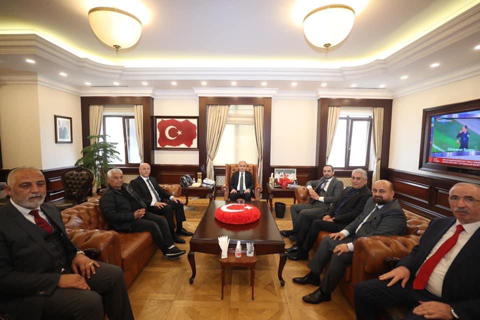 kartalelazigder's tweet photo. Kıymetli hemşehrimiz, Emniyet Genel Müdürü Sayın Mehmet AKTAŞ’ı makamında ziyaret ettik.Misafirperverliğinden dolayı şahsım ve yönetim kurulu adına teşekkür ederim. 
Kartal Elazığlılar Dernek Başkanı 
Bekir DAĞ  @mehmetaktasgm @EmniyetGM https://t.co/kcHdnuz97s