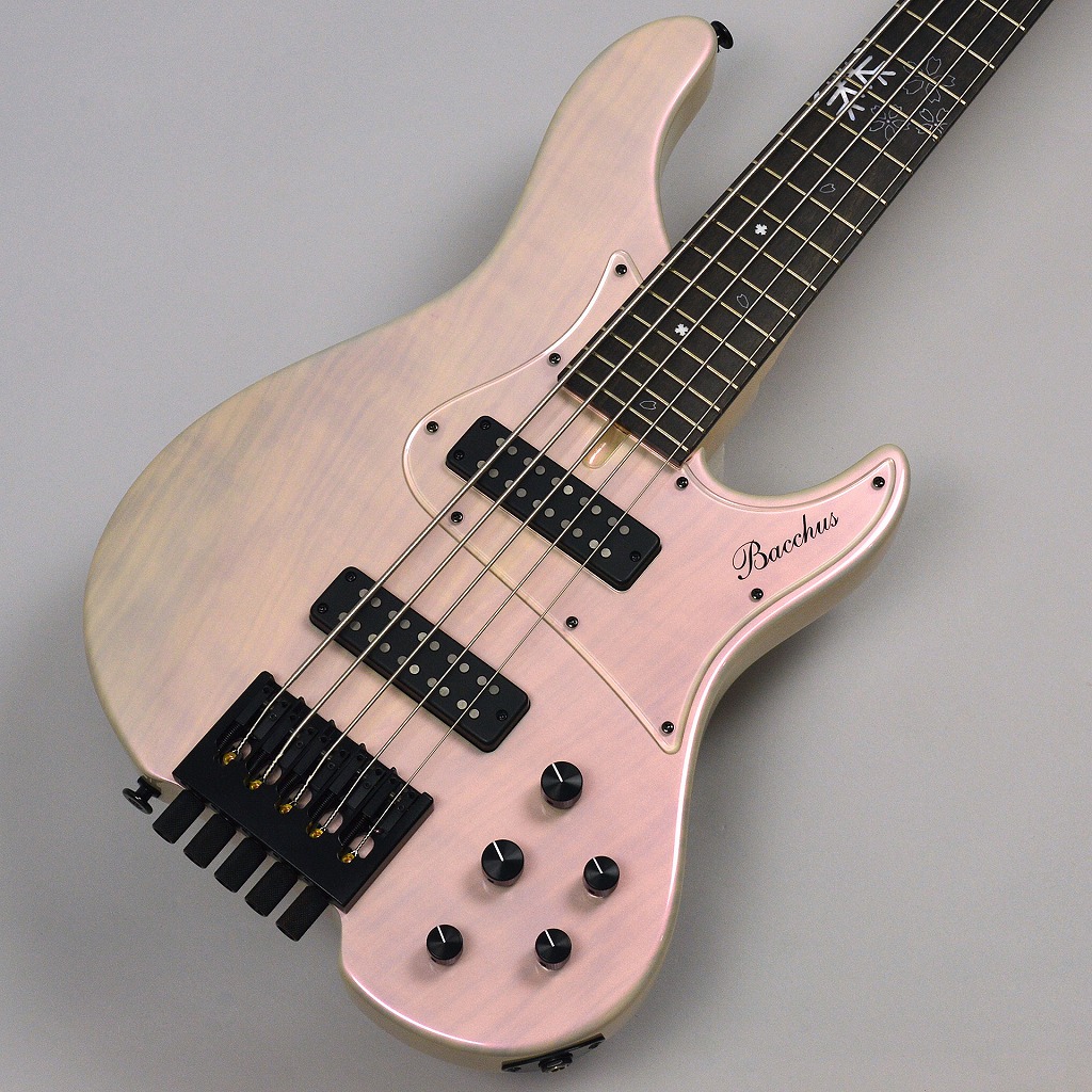 azu_pudding_set's tweet image. my new gear...

Bacchus woodline 5-HL24
Fuyuzakura MF&apos;18 

#マイニューギア #Bacchus #woodline
#ヘッドレス #5弦 #24フレット #冬桜
#限定18本 #キティ #フォロワー5000人達成