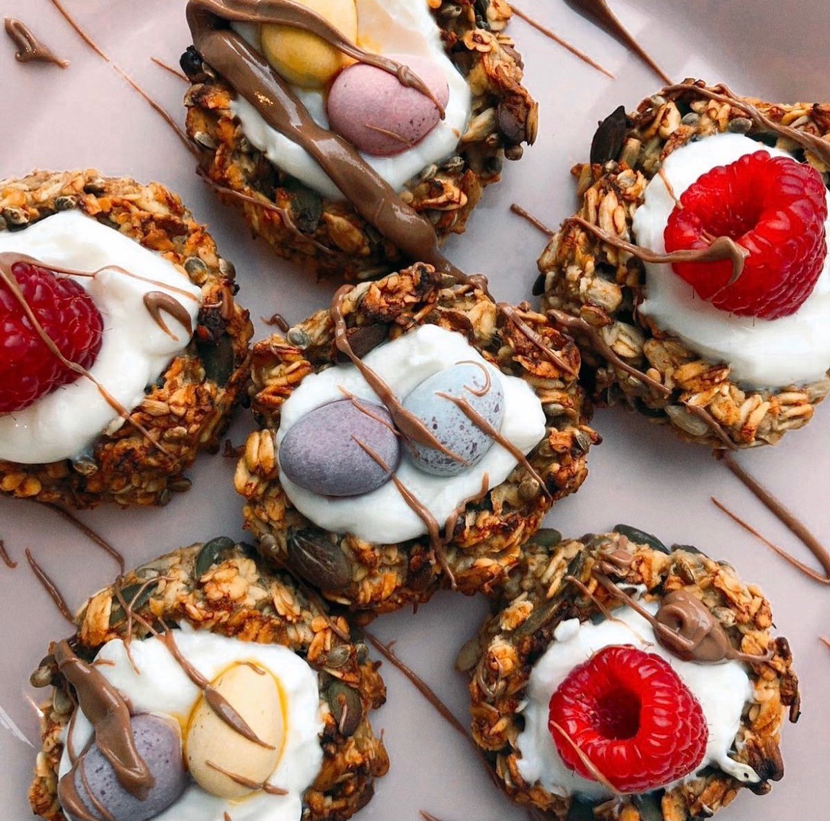 How will you be spending your Easter weekend?

Perhaps baking with the little ones, or trying your hand at some crafts?

These Oat &amp; Seed Easter baskets by @themissiondietitian are delicious and nutritious!

Let us know in the comments below!

#nutrition #diet #eastertreat