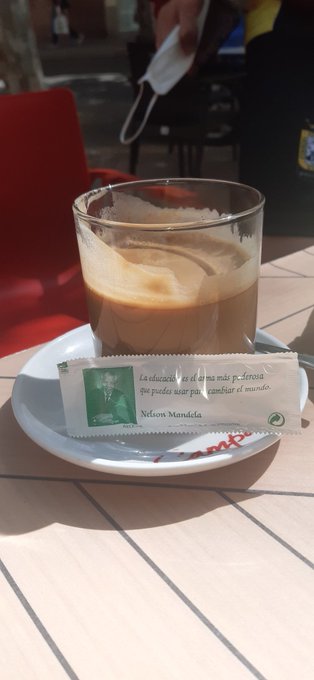 Buenos d&iacute;as 💋 https://t.co/bYkqjvjdln<a href="/tag/malaga"class="tags"><span>#malaga</span></a><a href="/tag/espetos"class="tags"><span>#espetos</span></a>