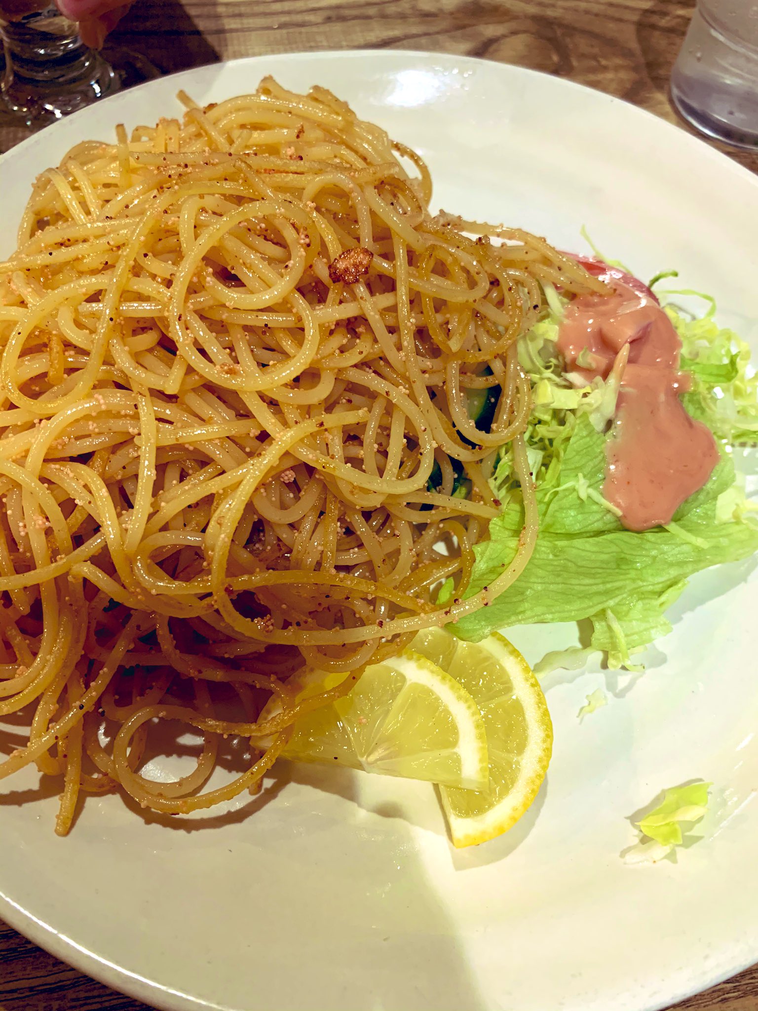 新潟食いしんぼう太郎 New 新潟市中央区古町 ムーラン 絶品ナポリタンが380円 タラコは550円 タラコとバターのシンプルオブキングパスタ そしてここのクリームソーダは本物 本当はメロンソーダにアイスじゃないんですよ クリームソーダって
