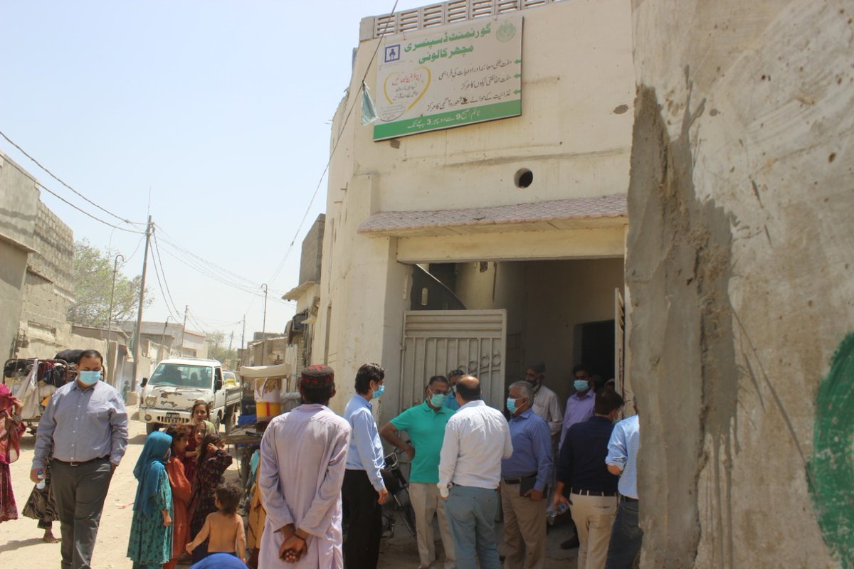 PolioFreeSindh's tweet photo. Coordinator NEOC Dr. Shahzad Baig, TFP NEOC @altafbosan1 and TFP Sindh Dr. Ahmed Ali monitored teams and dispensaries in UC-4 Gadap where they also built the capacity of staff members to better deliver essential immunization services &amp; coverage of missed children @PakFightsPolio https://t.co/oJlRObF0Jc