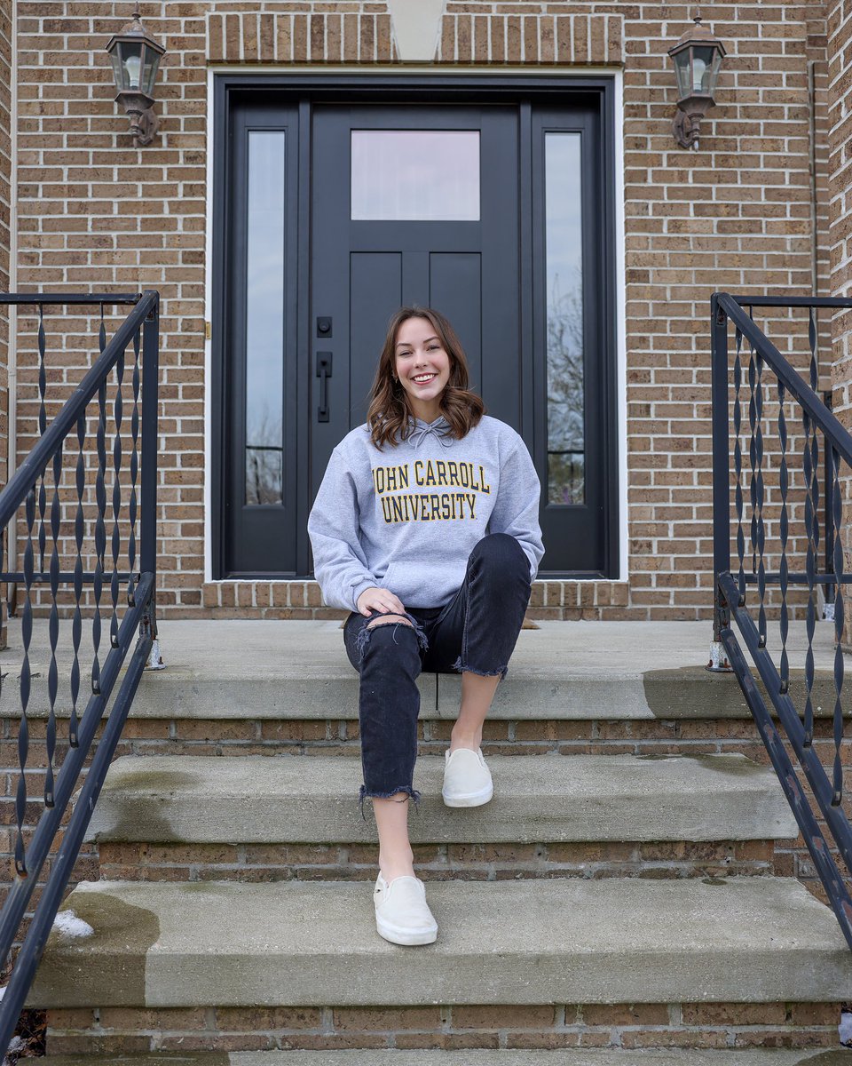 ryleymayberry's tweet photo. I’m so proud and excited to announce my commitment to John Carroll University and the Blue Streak swim family! Thank you so much to my teammates, my family and my friends for supporting me throughout this process!! Go Blue Streaks💙⚡️ @jcuswimdive @Tan_Man_Barton @SvilleSwimDive https://t.co/V5U9sgHA5B