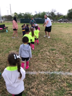 coachyocktweets's tweet photo. The ice queens got up early and brought it
#wegotbetter
#onlyonewaytogo
#wemorethandoubledourgoals
#theyscoredonthemselvesmorethanwedid
#icequeensweremixingitup
#nocrierstoday
#alotofpottybreaks
#snackswereonpoint
#tunnelwasthehighlight https://t.co/lFfalDAel5