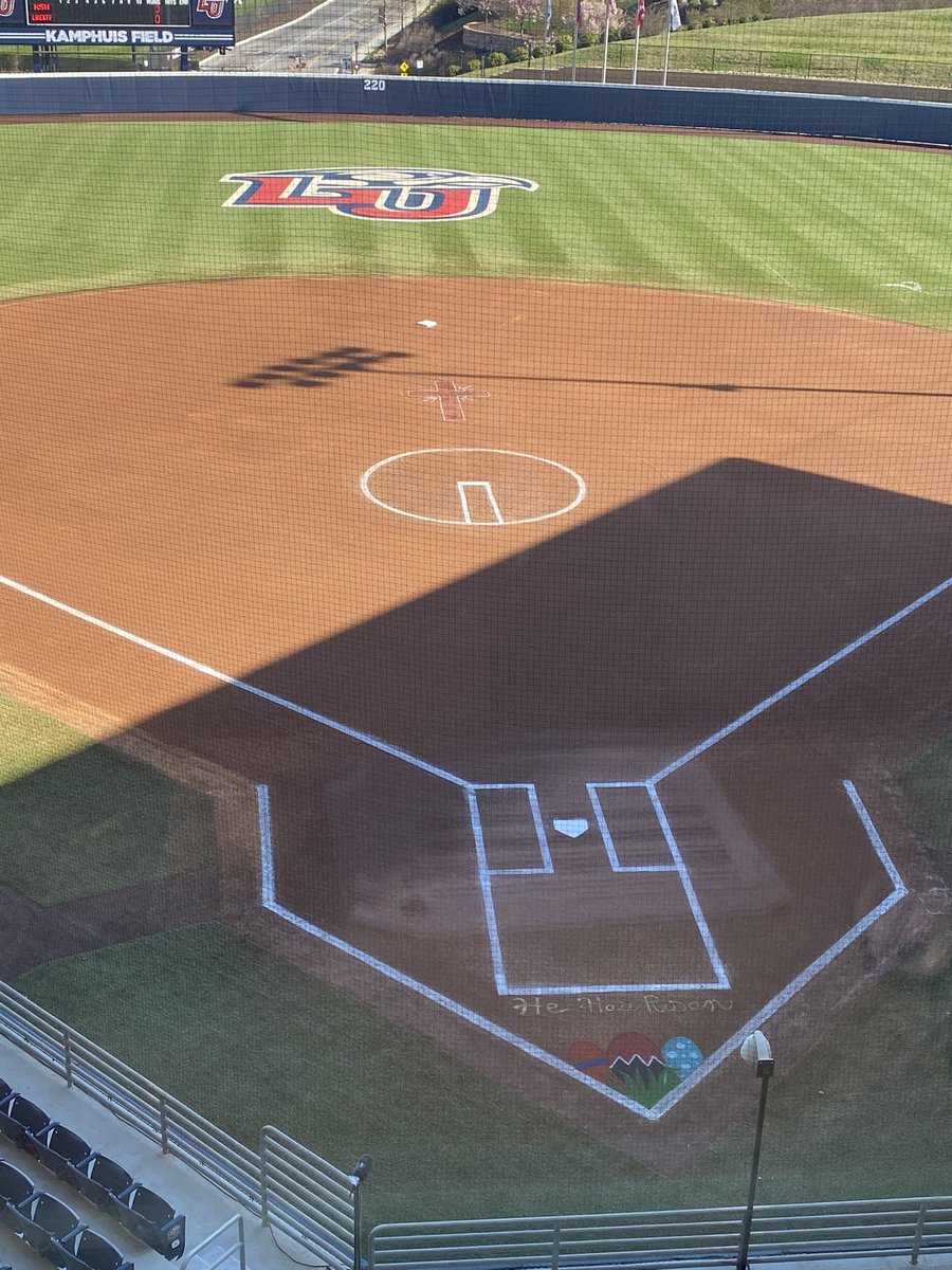 Saturday before Easter fun at the stadium today. <a href="/Kody_Riley21/">Kody Riley</a> <a href="/FieldExperts/">SFMA</a> <a href="/VSTMA/">Violet Stmarie</a> #libertysoftball