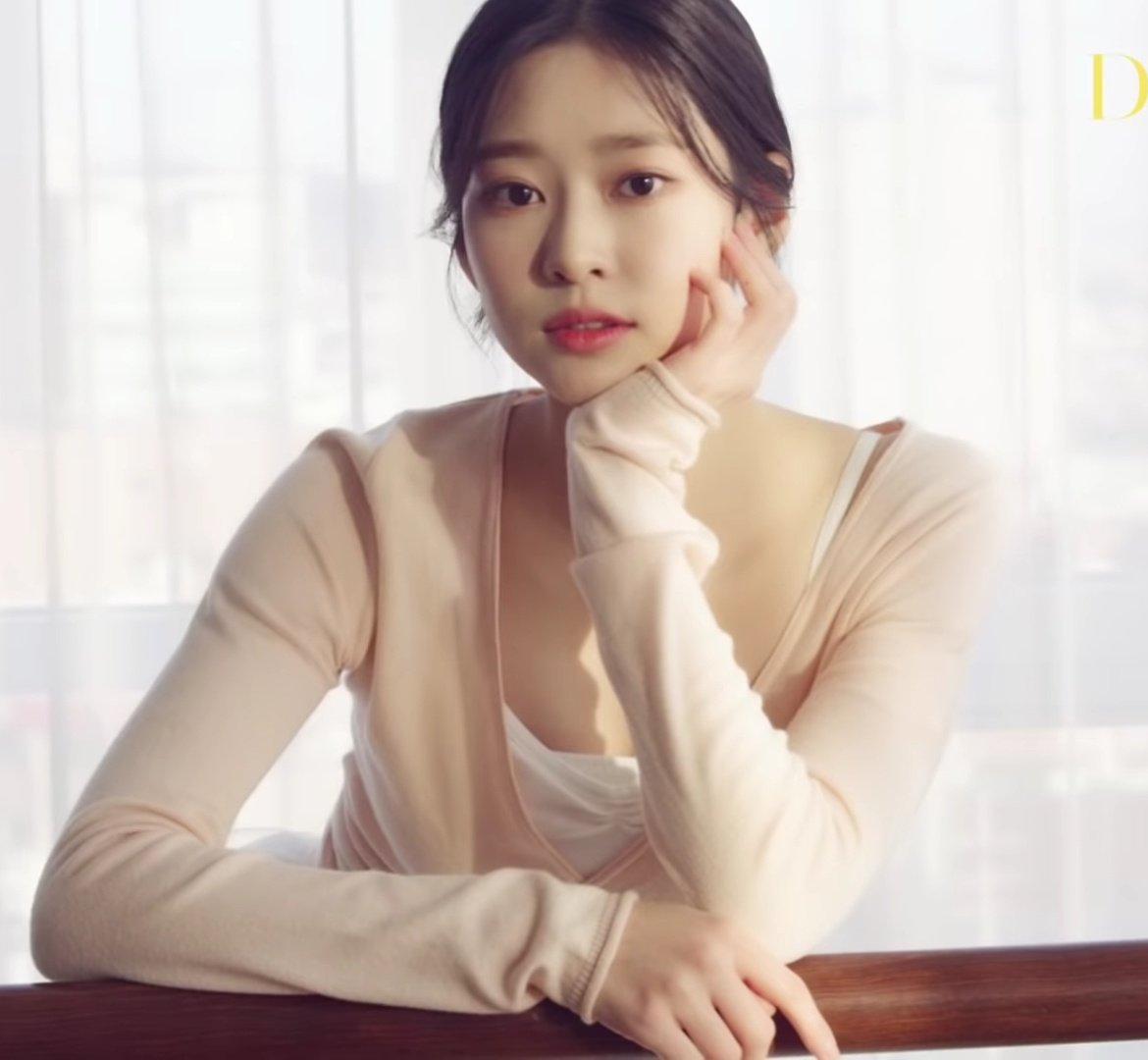 kim minju pics (@minjufiles) on Twitter photo 