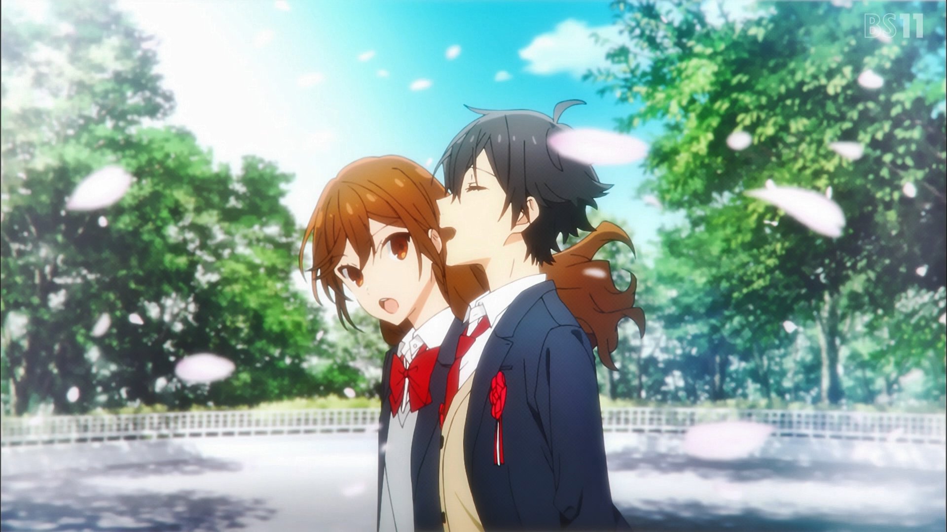てぃーなな ホリミヤ 最終話 もしも巡り合わせが無かったら 最終回にあえて解れた赤い糸を描く 今の青春は偶然の産物 だとしても みんなが 堀さんが 幸せな僕がいた 語り尽くせないほど凝った演出 青春群像劇として今後も語り継がれていくであろう