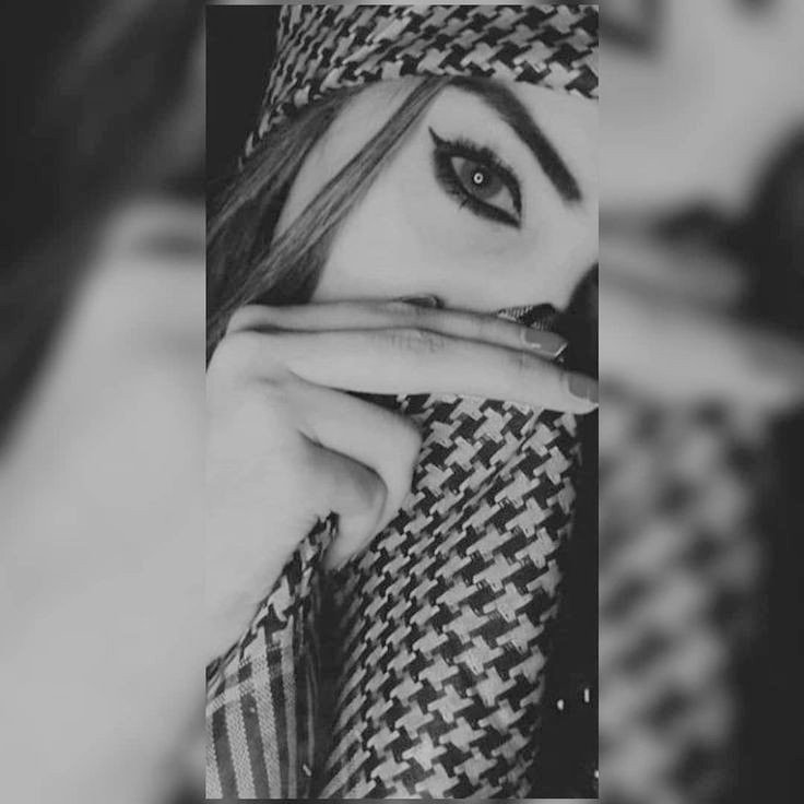 Hamare mazhab k log modern hone k chakkar men,,

Wahyaat ho gae....🙏😏