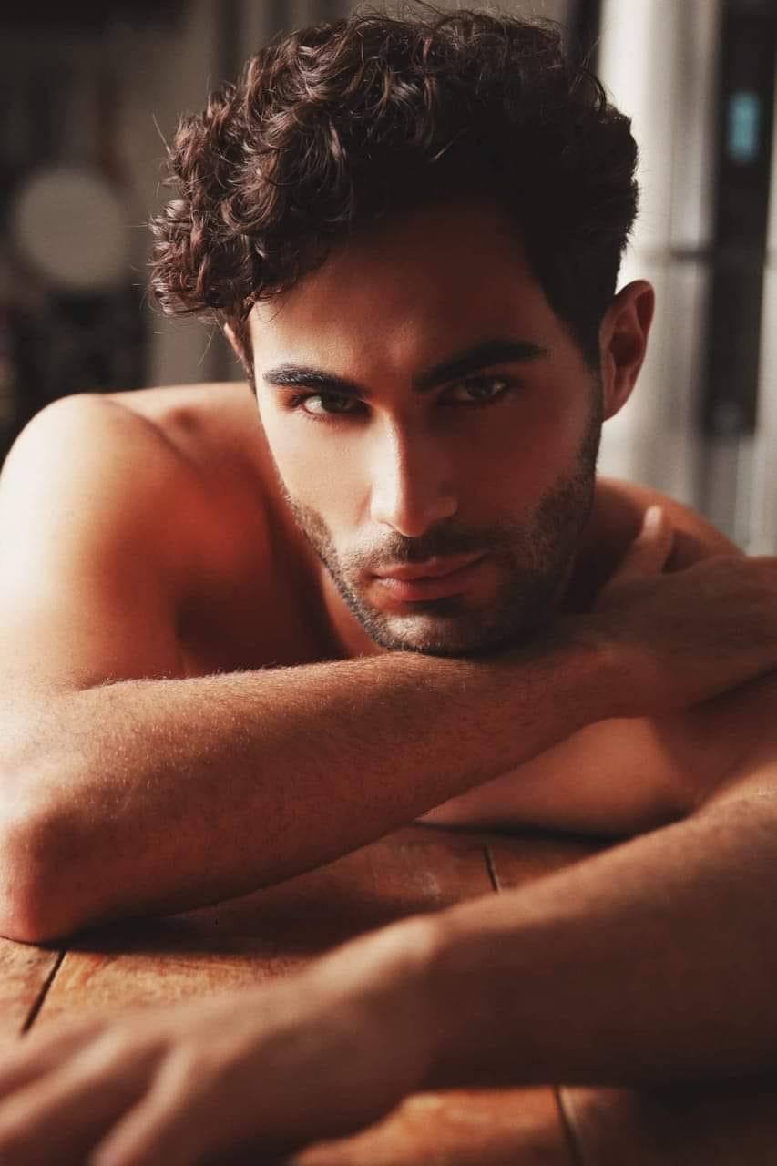 EyDB41FXIAIWmHk?format=jpg&name=large