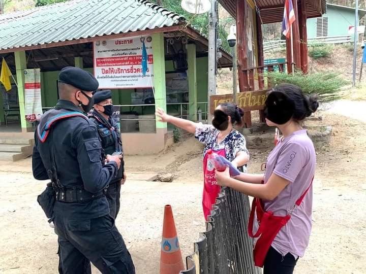 Thai authorities are still blocking aid delivery to Karen civilians fleeing from Burma military airstrikes. We need urgent support for the Karen people for human right sake. Please speak out for them.  <a href="/freya_cole/">Freya Cole</a> <a href="/TostevinM/">Matthew Tostevin</a> <a href="/UN_HRC/">UN Human Rights Council</a> <a href="/UNinMyanmar/">United Nations in Myanmar</a>