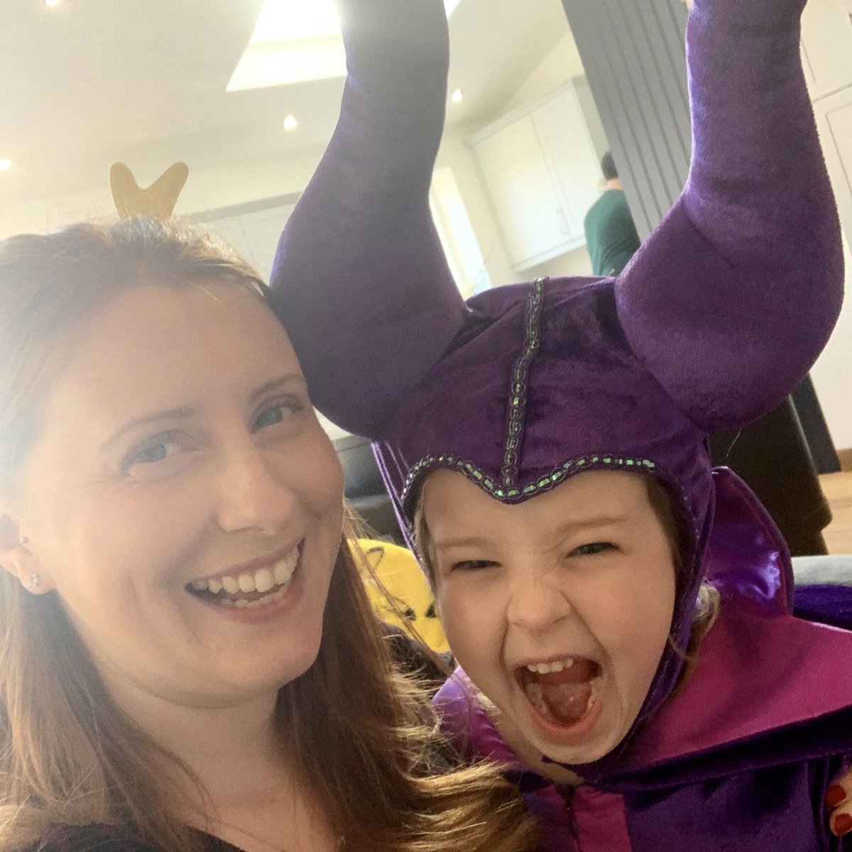 Meet Jessica 👋🏻 

Who was diagnosed with Stage 3 Bowel Cancer in 2019 not long after giving birth 

Check her experience here: bit.ly/3mgpgSe

#nevertooyoung #BowelCancerAwarenessMonth #checkyourpoo