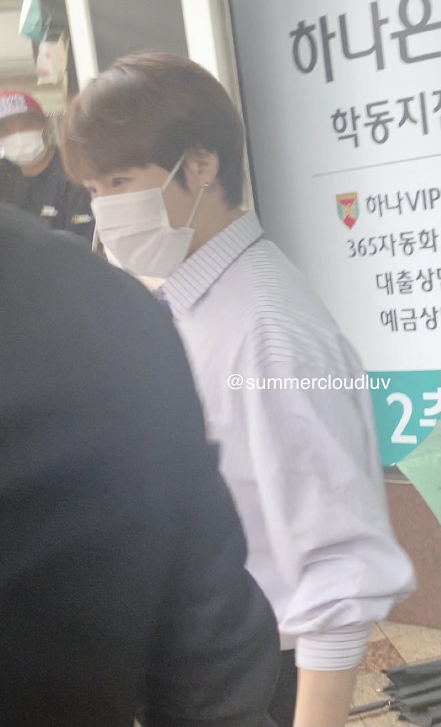Summercloudluv's tweet photo. 아 성운이 진짜 너무예쁘다....
항상 영상찍으면 떨려서 제대로 나오는게없네 ㅠㅠ
그래도 진짜 너무 사랑스럽고 예뻐 ㅠㅠ
#하성운 https://t.co/vlYyr7VpV0
