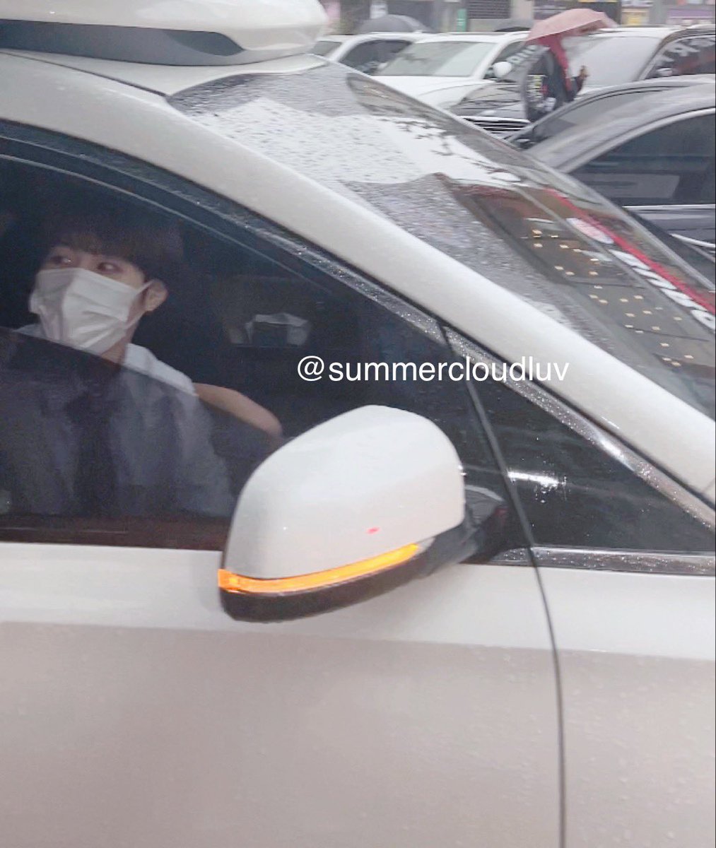 Summercloudluv's tweet photo. 아 성운이 진짜 너무예쁘다....
항상 영상찍으면 떨려서 제대로 나오는게없네 ㅠㅠ
그래도 진짜 너무 사랑스럽고 예뻐 ㅠㅠ
#하성운 https://t.co/vlYyr7VpV0