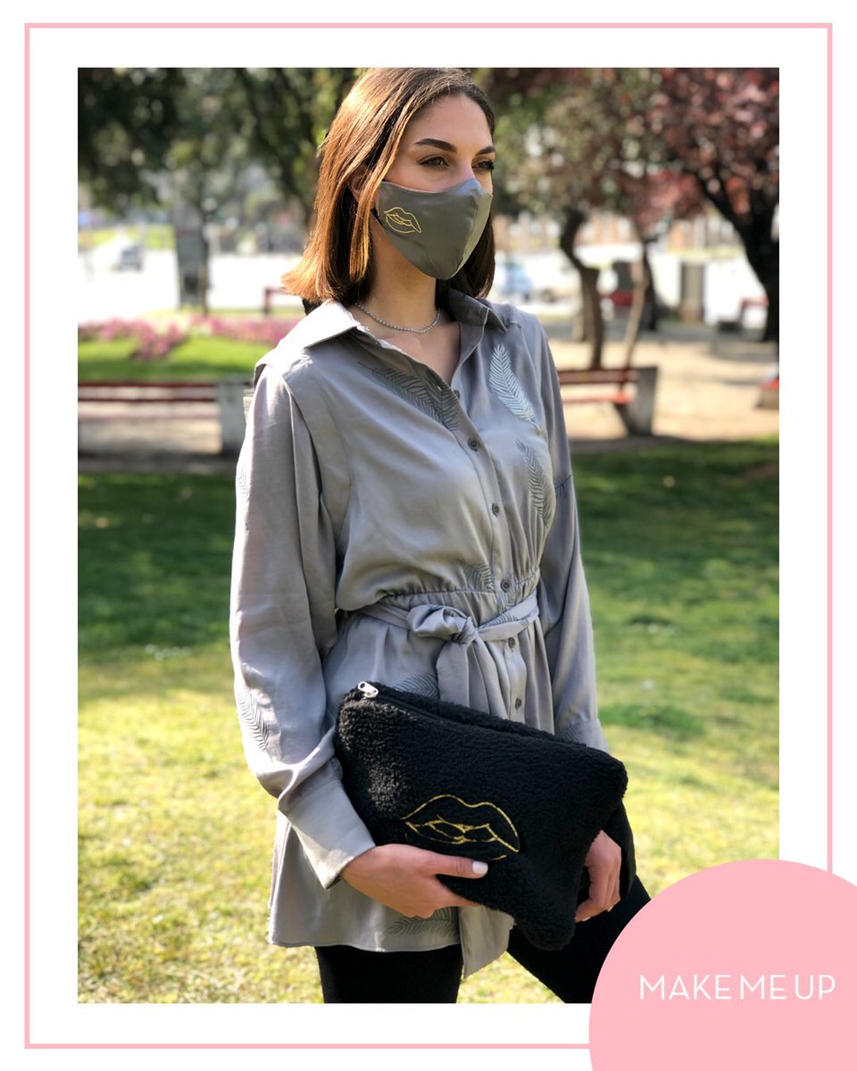 Απολαμβάνουμε τη βόλτα μας φορώντας την αγαπημένη, μεταξωτή μάσκα προστασίας♥️
Ανακαλύψτε όλη τη συλλογή από μεταξωτές μάσκες και τσαντάκια “Tunica Stola” στο makemeup.gr...γιατί το στυλ δεν έχει όρια!