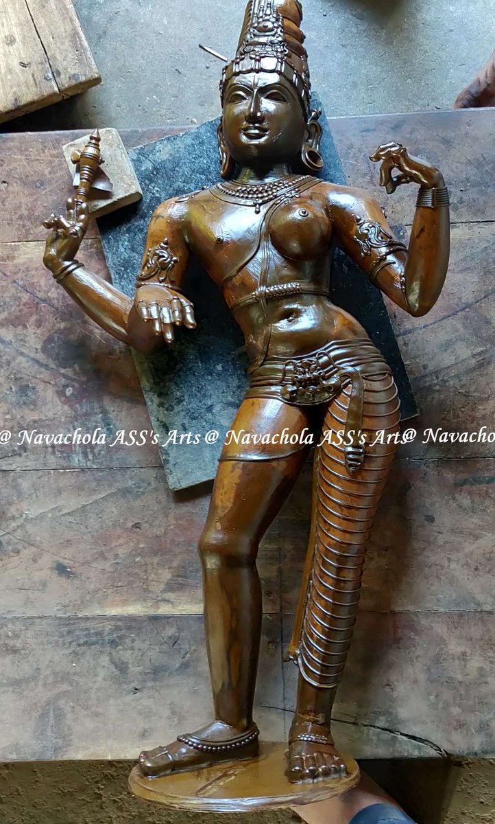 Navachola's tweet photo. Divine Unity !!
Pic: WAX Work click of #Ardhanarishvara
#SouthIndianArt #SouthIndianBronze #BronzeCasting #Chola #chola_Sculpture #SwamimalaiBronze #sculptures #Indian_art #indian_sculpture #Bronze_sculpture #Cast_in_bronze #Chola_Bronze #Hinduism_Statues #Hinduism https://t.co/sdxZKzDZNw