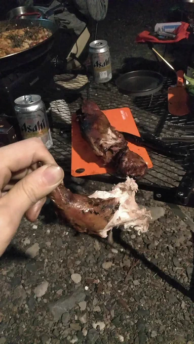 ウサギの丸焼きとバレンシア風パエリア。
大成功ですね! 