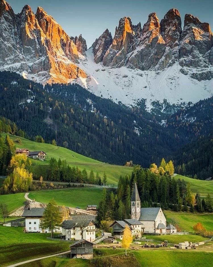 yvesmiyake's tweet photo. i just think i deserve to be in switzerland right now https://t.co/6InlPDbsQc