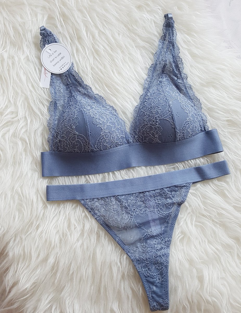 Donuk mavi rengine özel çekiliş💙
✔️Hesabımızı takip edip,
✔️Bu tweeti RT'leyen,
✔️win.sh/txvm bağlantısı üzerinden kullanıcı adını yazıp çekilişe katılan,
2 şanslı takipçimize Marla, 2 şanslı takipçimize Sofia Donuk Mavi Bralet takım olarak hediye!
Bol şanslar😊