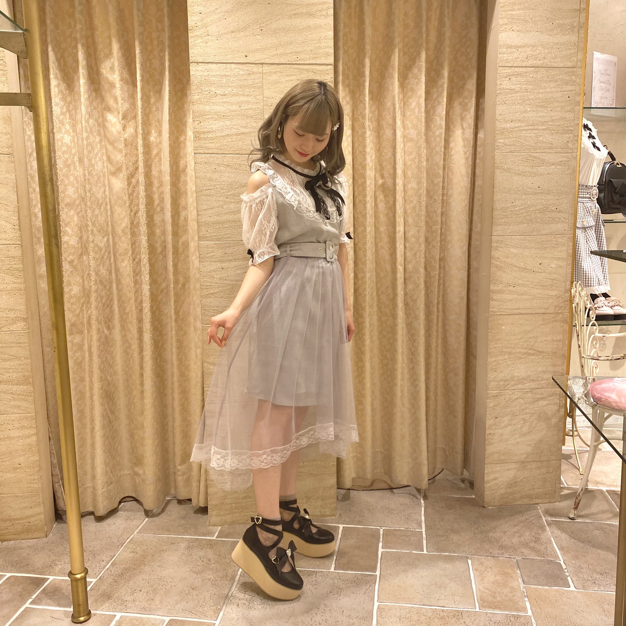 安心追跡【COAST】Lisa Tan ポロストライプベルト付きドレス Woman マルチカラー T タイムレス ラフィア＆レザー ショルダー