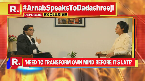 republic's tweet photo. #ArnabSpeaksToDadashreeji | I met Rakesh Tikait, wanted to convey a message of peace and truth. It was a fruitful conversation: Maitreya Dadashreeji.

Tune in to watch the exclusive interview here - https://t.co/rGQJsiKgt2 https://t.co/2rDyeHLK13