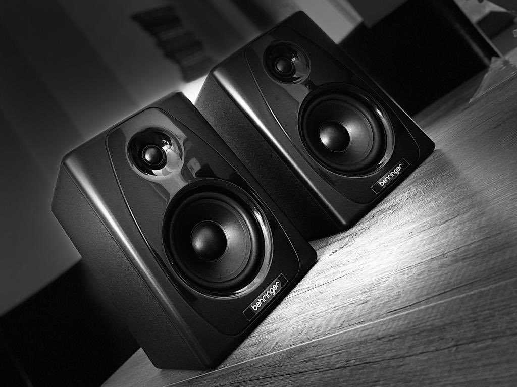 der3ste's tweet image. Das nächste packet ist angekommen. Ich bin gespannt wie die #Behringer Studio 50USB Klingen. 

Danke an #thomann für die sichere und schnelle Lieferung. 
@german_streamer #TStreamerBot #deutschestreamer
#streaming #twitchlive #kleinestreamer #kleinerstreamer #twitchdeutschland