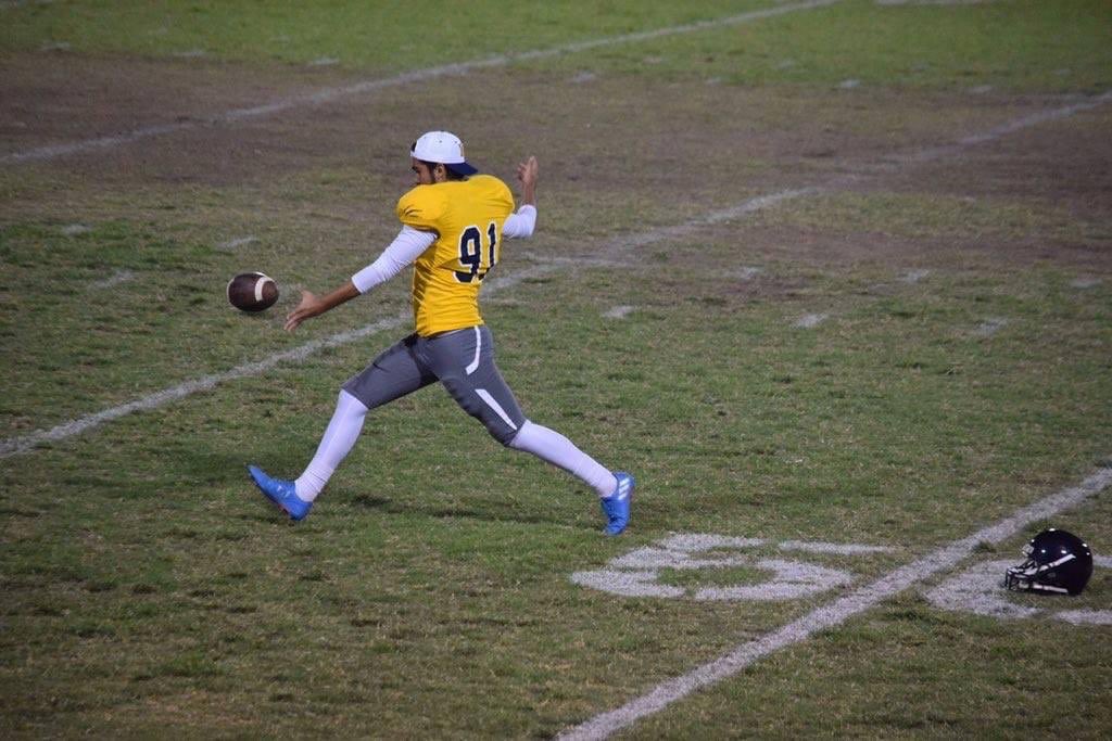 Lorenzo Sanchez
Phoenix College, Punter 2016-2018