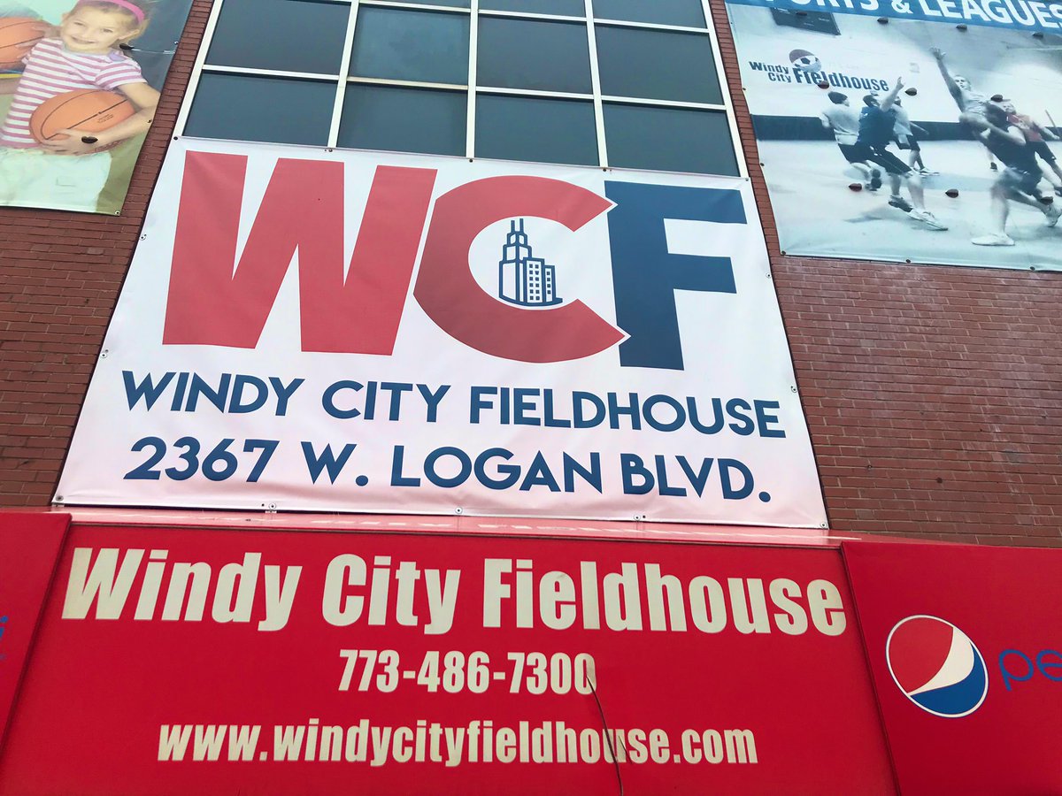 ChicagoTochito's tweet photo. CHICAGO TOCHITO ACADEMY (CTA @ Windy City Fieldhouse) is a 10 week football camp for 22 girls & 22 boys (ages 11-13), created to help our students to become great athletes, CTA is part of an interdisciplinary educational bilingual program. #FlagFootball #ChicagoTochito #football https://t.co/IjM9rhJRRB