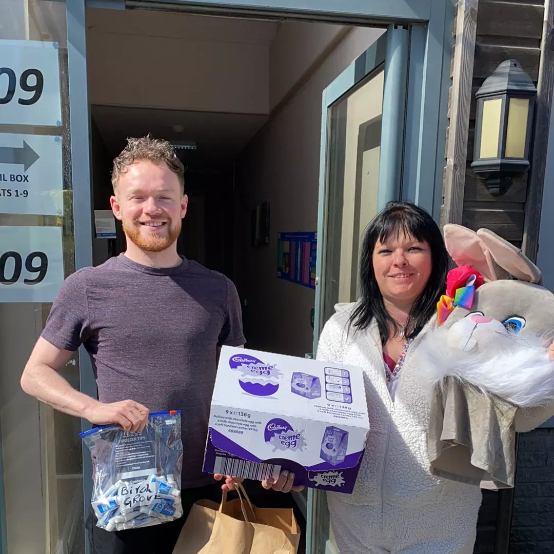 DonnamarieTho14's tweet photo. @HomelessHope1 @mandymills50 @angelorossi123 @mandymills50 @HomelessHope1 unless said bunny had a sex change on route this morning its Miss Shabbit thank you #nevertoproud #raisingasmile #notinvisibletous https://t.co/HioHLAdna4