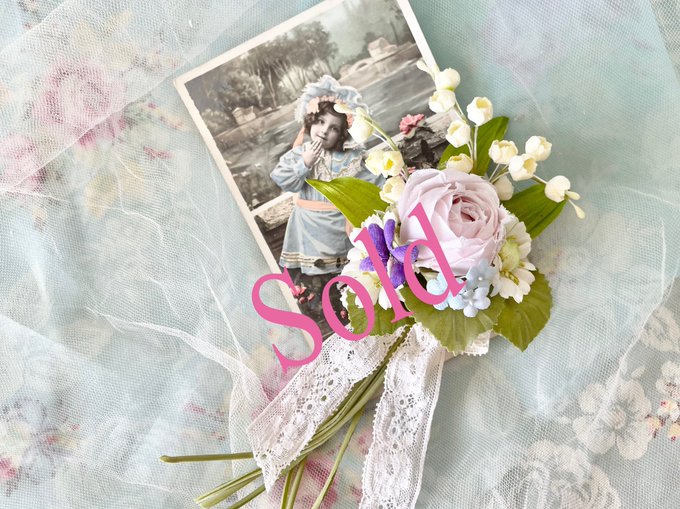 コサージュのtwitterイラスト検索結果