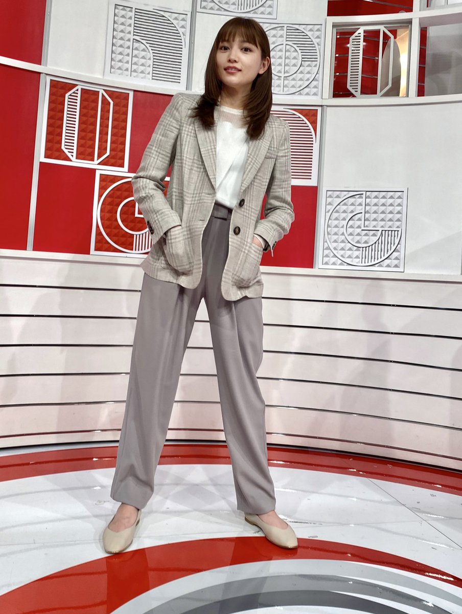 川口春奈スタッフ 公式 本日も23 55より 日本テレビ Going 生放送です 新年度を迎えましたが 川口は引き続きキャスターとして頑張っていきますので 皆さまよろしくお願いいたします 先週の川口です 川口春奈スタッフ 公式 本日も23 55より 日本テレビ Going 生放送です 新年度を迎えましたが 川口は引き続きキャスターとして頑張っていきますので 皆さまよろしくお願いいたします 先週の川口です