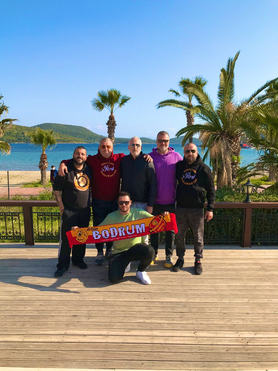 Ali Savas Celasun (@ascelasun) on Twitter photo Almanya’dan Bodrum’a her zaman her yerde <a href="/GalatasaraySK/">Galatasaray SK</a> <a href="/uABodrum/">ultrAslan Bodrum</a> <a href="/DJSUATATESDAGLI/">SUAT ATEŞDAĞLI</a> <a href="/ungor_emre/">Emre Üngör</a> <a href="/TayfunBozkus/">Tayfun BOZKUŞ</a> @ Almanya’dan Bodrum’a her zaman her yerde <a href="/GalatasaraySK/">Galatasaray SK</a> <a href="/uABodrum/">ultrAslan Bodrum</a> <a href="/DJSUATATESDAGLI/">SUAT ATEŞDAĞLI</a> <a href="/ungor_emre/">Emre Üngör</a> <a href="/TayfunBozkus/">Tayfun BOZKUŞ</a> @