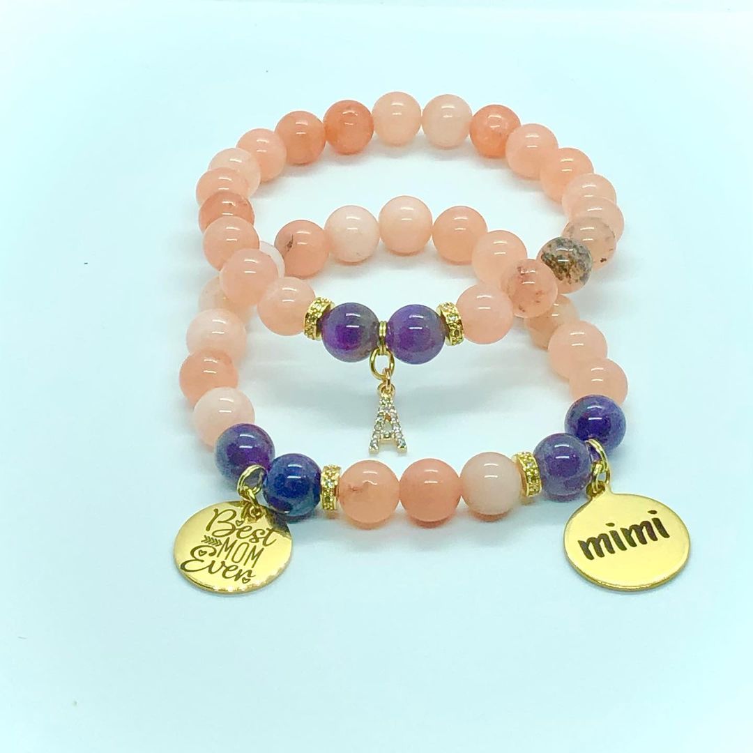 jamzspot's tweet photo. @JanellTaylor_ @Blackbiz2020 @jamzspot offers custom handmade beaded bracelets and Apple watch bracelets for men and women. Family sets too!! Let JAMzSPOT #charmyourarm #beadedbracelets #applewatchbands #fashion #jewelry #420accessories #beadedpens #beadedanklets #SupportBlackBusiness #BlackOwnedBusiness https://t.co/4Z1xWeE5Q0