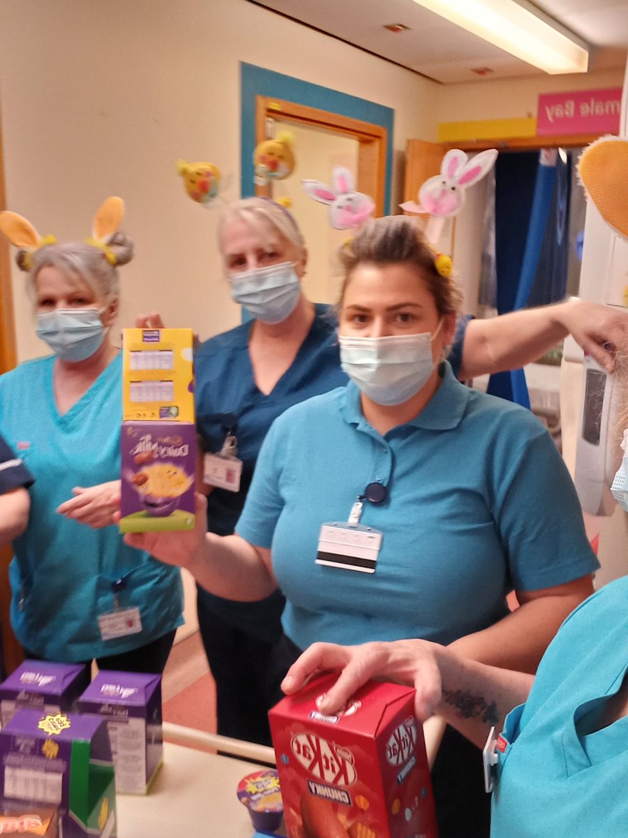 AnneWoodhouse6's tweet photo. Bunny hopping activity coordinators Wendy, Anne, Helen and Gemma delivering Easter Eggs to patients and staff at FGH!

#Easter2021 #NHS #Fairfieldhospital #EasterBunny #asda #staff #buryveteranssociety #onebelowshop #patients #wellbeing #alldietryneeds #everyoneincluded https://t.co/Hp0Eq0xbng