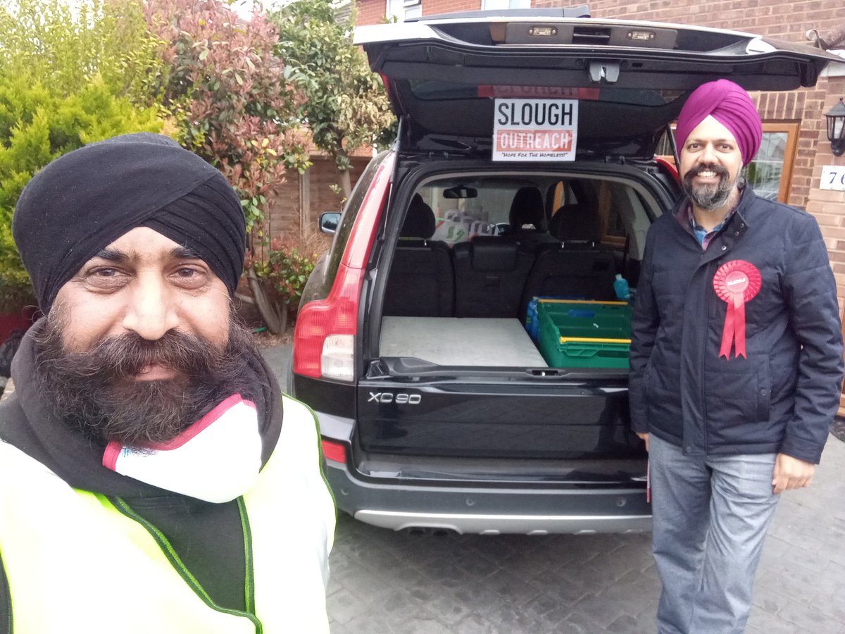 Good to finally meet up with our local MP @TanDhesi face to face to discuss and share our thoughts and concerns of residents and those we serve #homeless #vulnerable #displaced #ukpoverty Please don't forget our friends @SloughOutreach 🙏🏼 #UseYourVote #Election2021 

#