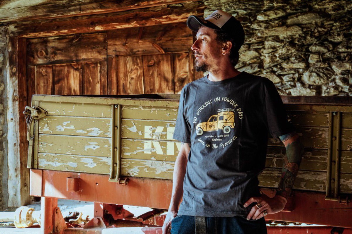 DavidGimenoA's tweet photo. Nueva colección primavera/verano 2021 de @nwpowderdays 😃🛍🎁
💻 https://t.co/rMQt5C6FAH
#noworkingonpowderdays #ski #noworkers #andorra #brand #snowboard https://t.co/xxZ5dMVKhA