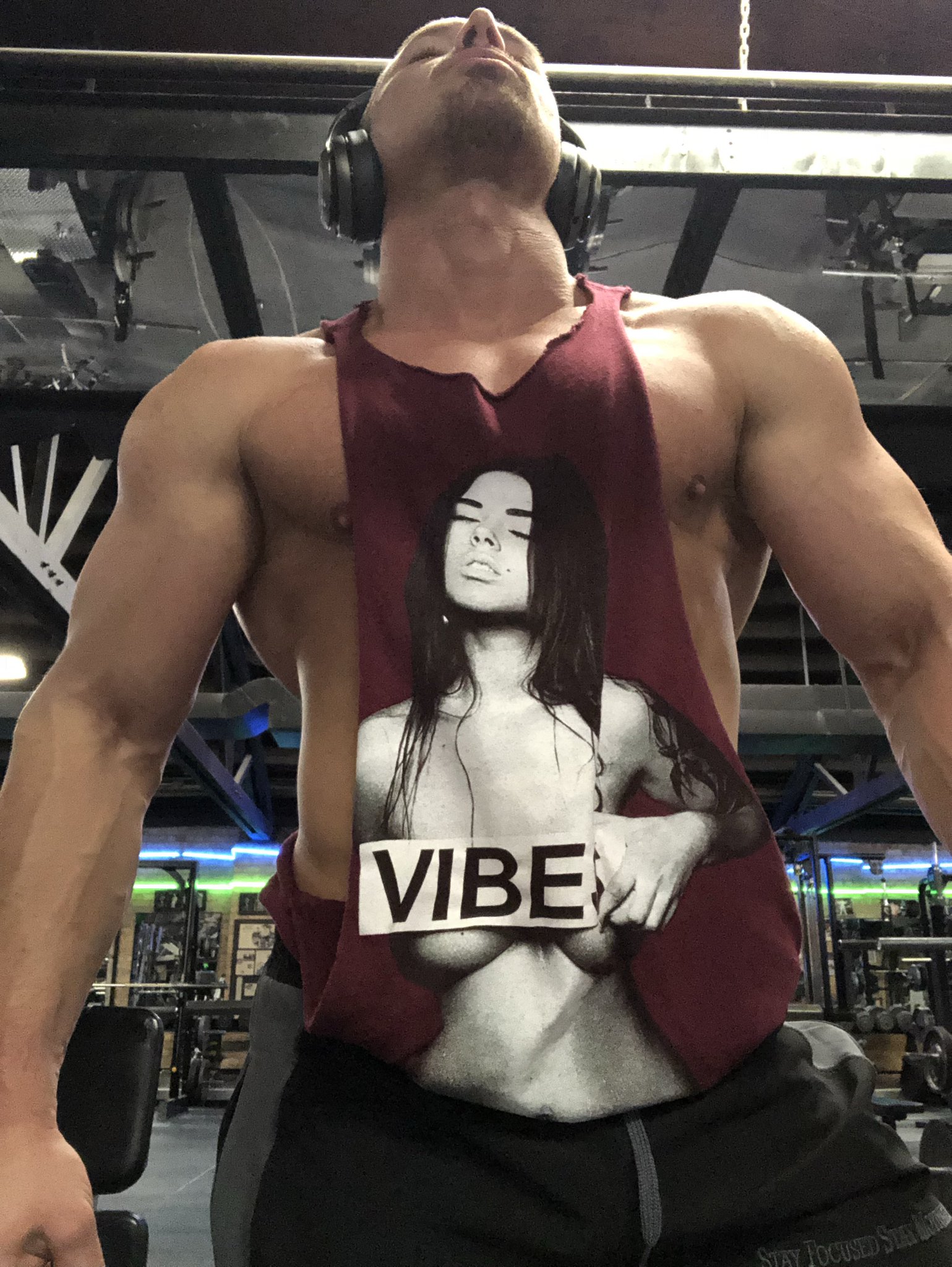 #flexfriday #friday #fridayvibes #armday #arms https://t.co/OWPHmLdb97