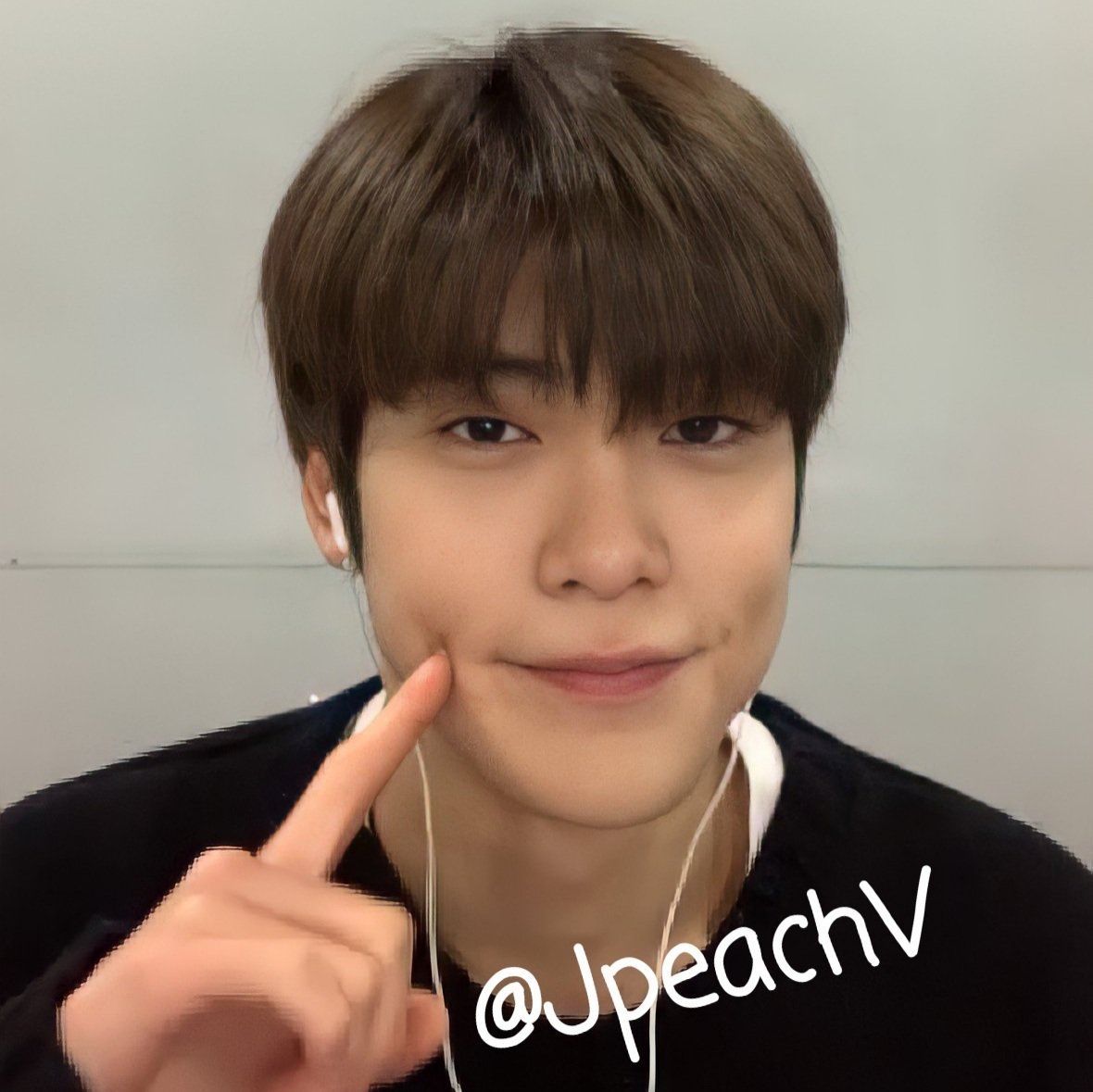 hourly jaehyun tweet media