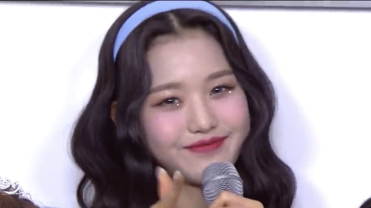 녕 tweet media