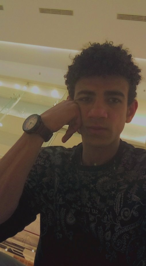 HOSSAMGAMALCR7's tweet image. 🖤احنا خطائين من اول م انجبلنا بطين
مفيش وطن بس في حنين 
مليش صوت بي في انين
بس في انين🖤