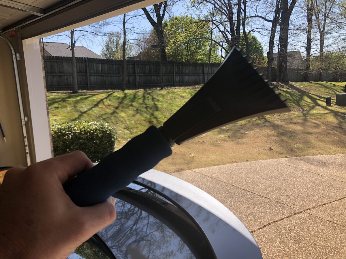 Dentonwx's tweet photo. Just found this in the back seat. It was used a little too much this time around. More than happy to put it away until next winter. #diewinter https://t.co/FiMrjTUL7j