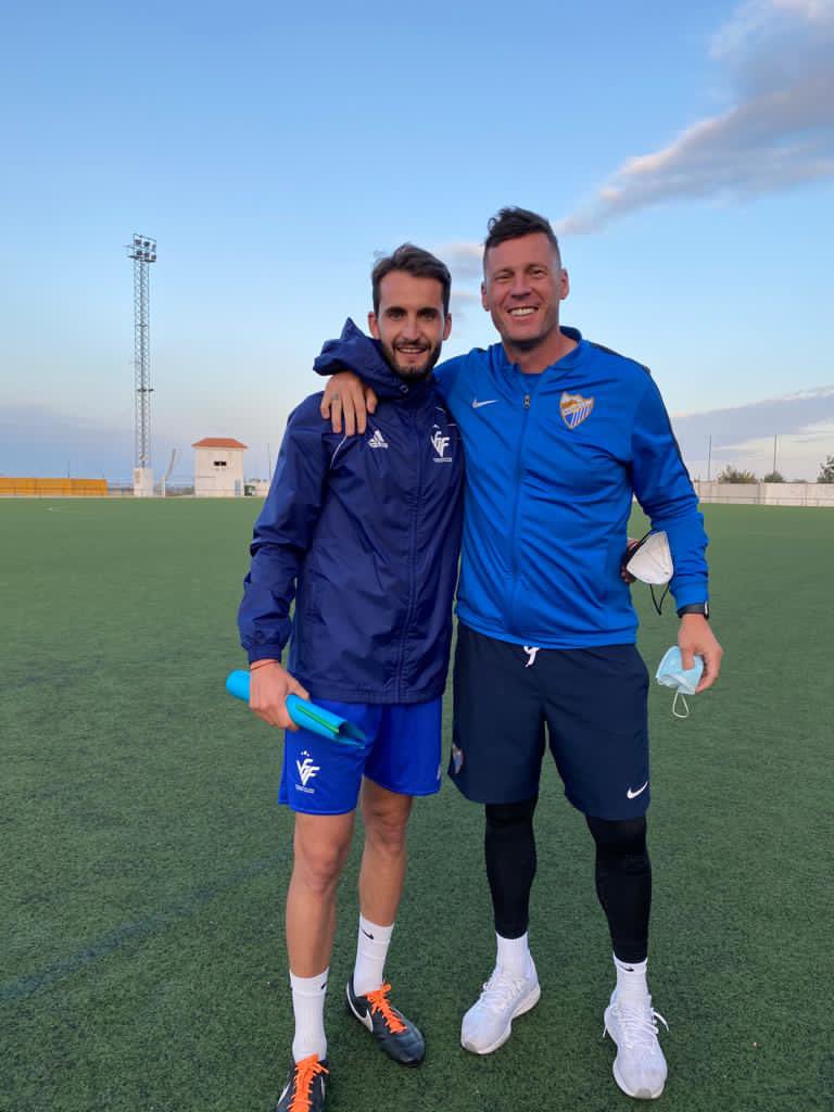 Celso Alcázar tweet media