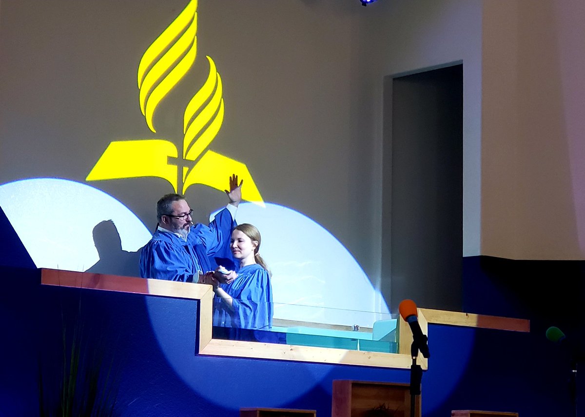 gosafellowship's tweet image. Praising the Lord as Veronica has given her life to God through baptism this morning! God is good! @benorian #baptism #adventist #adventistbaptisms #Godisgood #blessed #gosafellowship