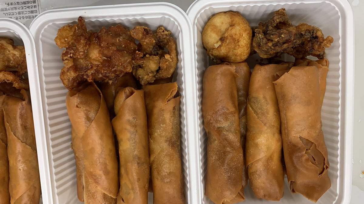 風来のカルビステーキうなぎちゃんmax キッチンdiveスタッフ たこいか春巻きvsイカ鳥から春巻き ファイト