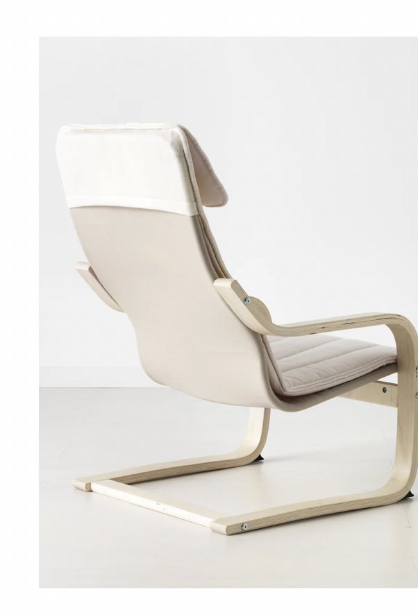 JulieBernede's tweet photo. .@IKEA_France il y a un certain écart  entre les photos de votre site web VS la réalité. Fauteuil Poang enfant récupéré aujourd’hui. Sur le site web l’arrière est beige et en réalité jaune horrible ! Défaut de série ou photo mensongère ? https://t.co/Ip4eMHoP48