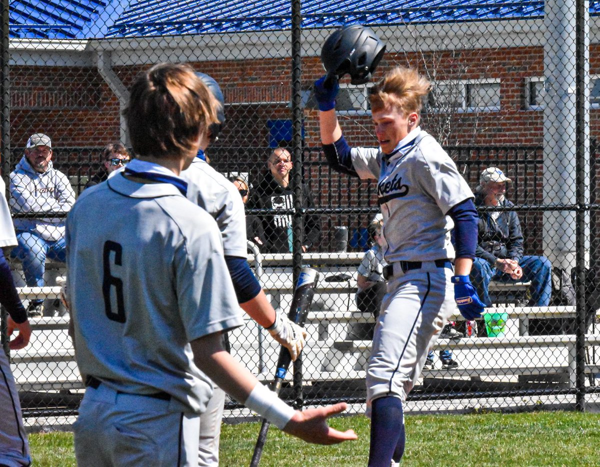 The Cooks get it done. Hunter ropes a single into left for the Rockets' first hit of the game and Blake Cook sends the next pitch over the right center fence. 2-0 Shelby after the Homer