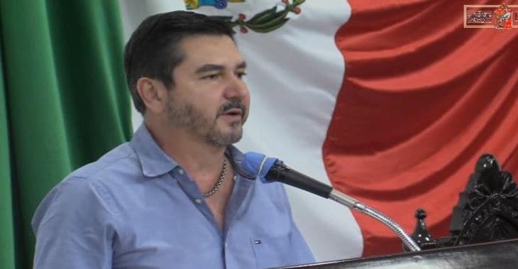#Tabasco I Propone <a href="/PRITabasco/">PRI Tabasco</a> que funcionarios de casillas en Tabasco sean vacunados antes de la elección <a href="/NicoBellizia/">Nicolás Bellizia</a> I bit.ly/3t0zyII