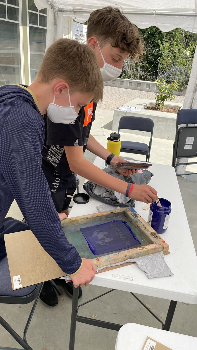 clara_ngo's tweet image. I’ve never done silkscreening on my own but I’m lucky to have a colleague that can teach me so I can teach my students :) #vinylcut #silkscreen #learningalongside client: jk teacher and students. #soHillbrook can’t wait to give these to them :)