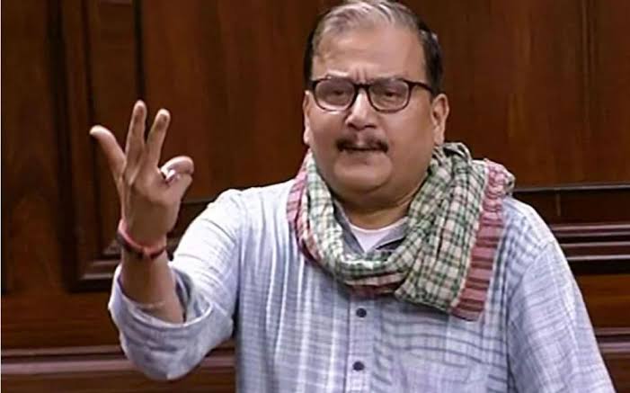 Prashan98103866's tweet photo. सर आप हमारे लिए सच्चे नेता हो।आपने हमारे दर्द की आवाज सुनी।सर हमें अब नौकरी मिले या ना मिले।लेकिन सर आप हमारे आदर्श रहोगेlआपने हमारे लिए आवाज उठाई।आप हमारे पिता समान हो !सर उम्मीद करता हूं कि आप हमारे मार्गदर्शक बने रहेंगे।FROM #HOSPITALITY SUPERVISOR IRCTC @manojkjhadu ... https://t.co/BmgwsVpzvz