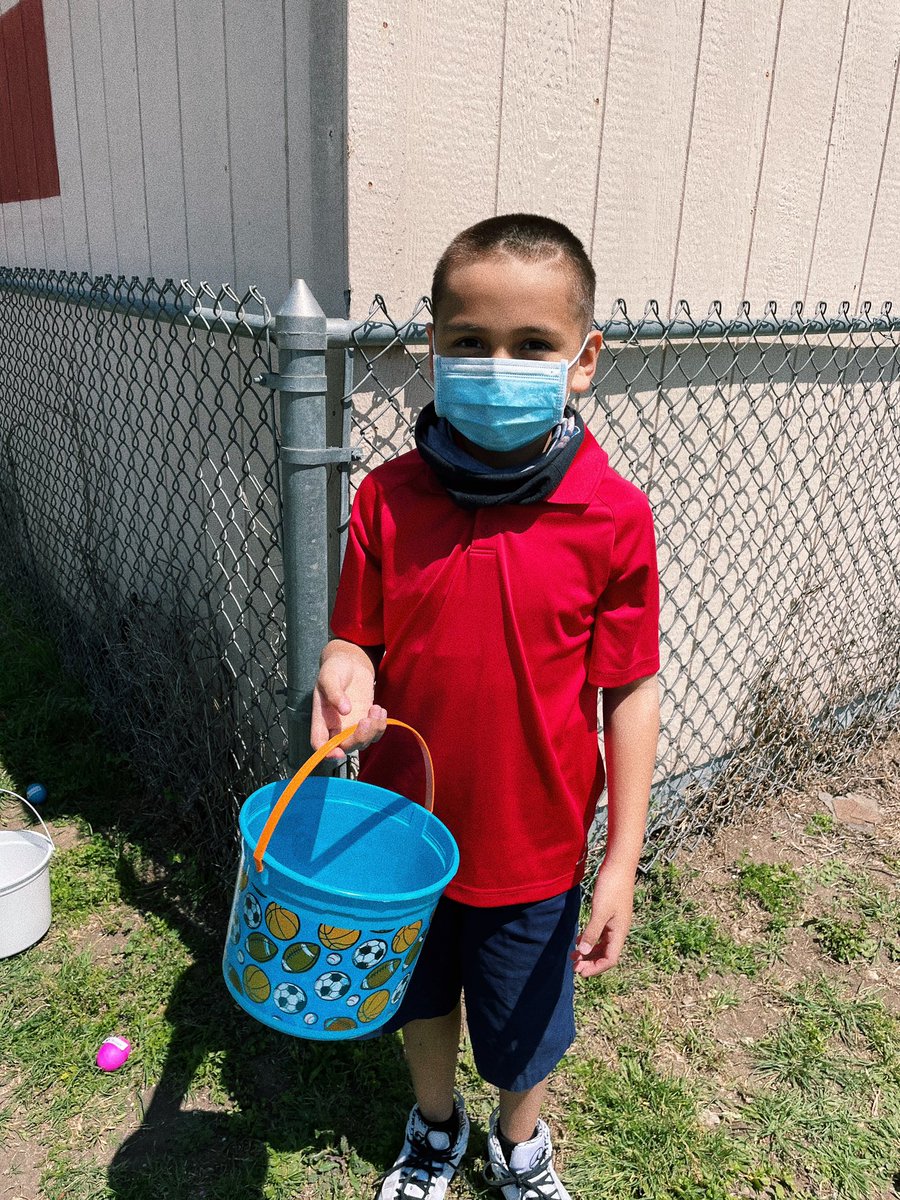 misspenap's tweet photo. Our Cable Cubs had a great time this past Friday participating in our Eggstravaganza challenge!! 3rd grade worked on finding synonyms π£
.
.
They had a great time! Thank you @mhbriseno131 π€
#NISD #CableCubs #3rdGrade https://t.co/xiwU6HPCCL