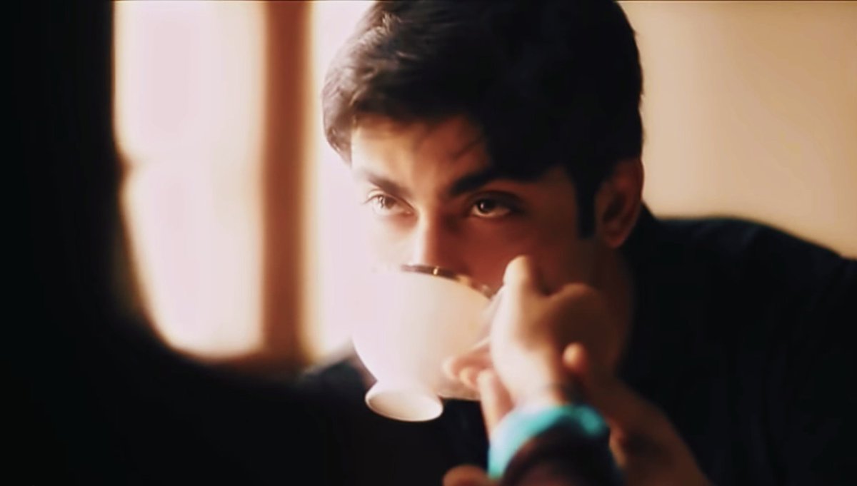 ShrNita's tweet photo. Their coffee scene reminded me of this Chai scene ❤️🥺
I know they're totally different, but still 💜

#IshqMeinMarjawan2 #IMMJNayaSafar #RiAnsh #Zashaf #ZindagiGulzarHai https://t.co/NGOwE0wmw2